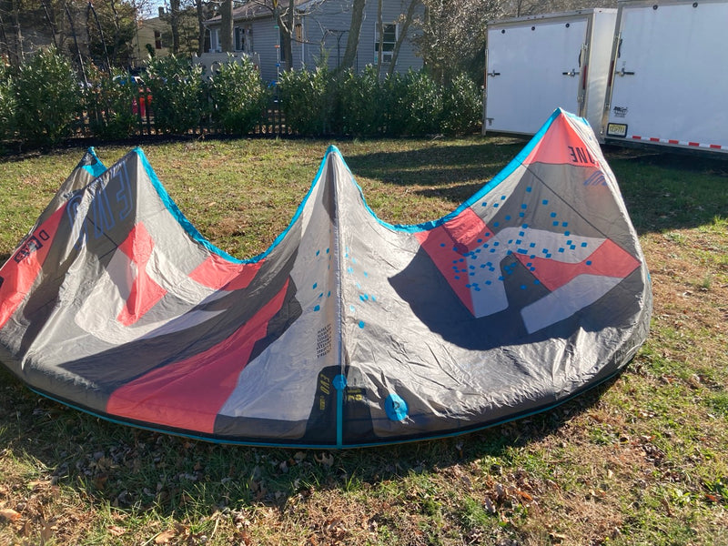 Load image into Gallery viewer, 2023/2024 Duotone Evo D/Lab 12m Kite USED
