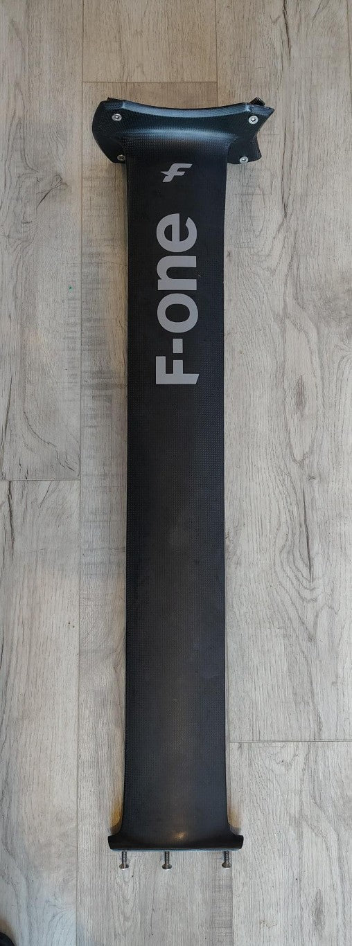 Green Hat Kiteboarding-F-One Eagle X800 Full Foil-Eagle X 800 Foil with 85cm HM Mast-Left View Of HM Mast