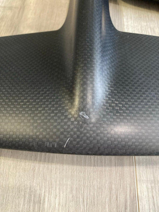 Green Hat Kiteboarding-F-One Eagle X 600 UHM | 145 Downwind Stab | XS Fuse  Carbon Foil Plane wt Covers USED-Close Up View of FW