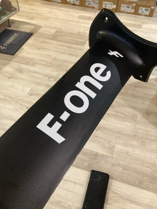 F-One High 85cm Modulus Carbon Mast 14 USED