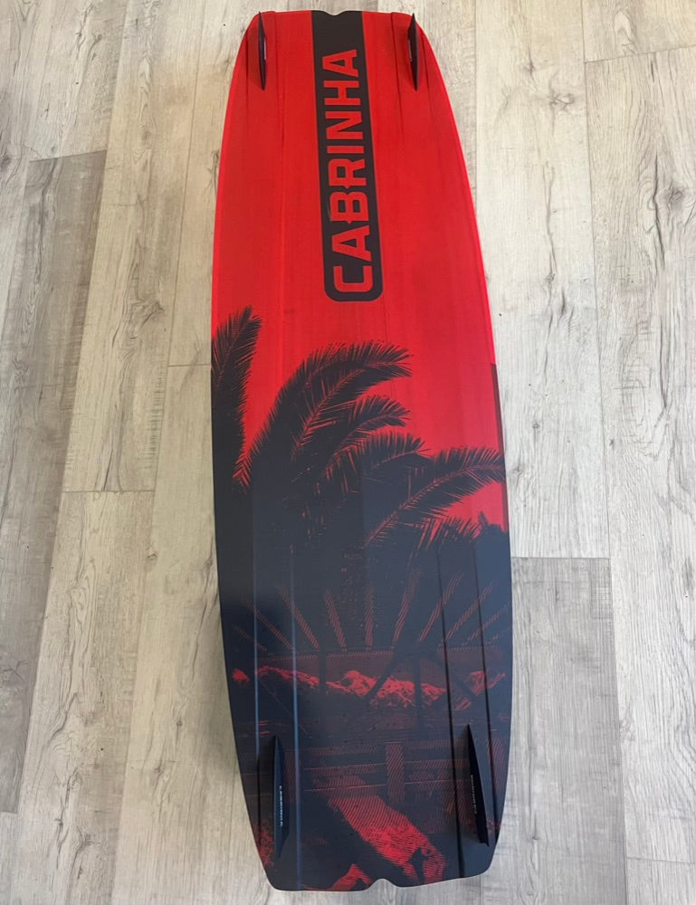 Load image into Gallery viewer, 2023 Cabrinha 03S Ace Wood 141cm Kiteboard Complete with Bindings USED

