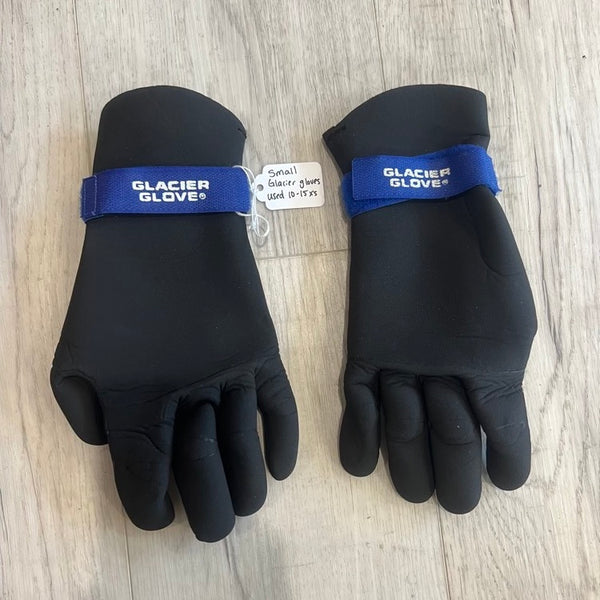 Glacier 2mm Small Kiteboarding Gloves USED
