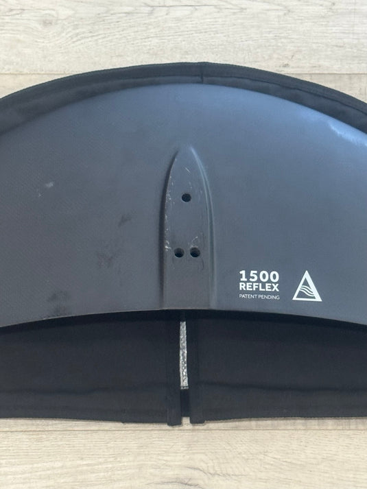 Minor wear on mounting surface from use and slight scuff to the left of mounting surface.