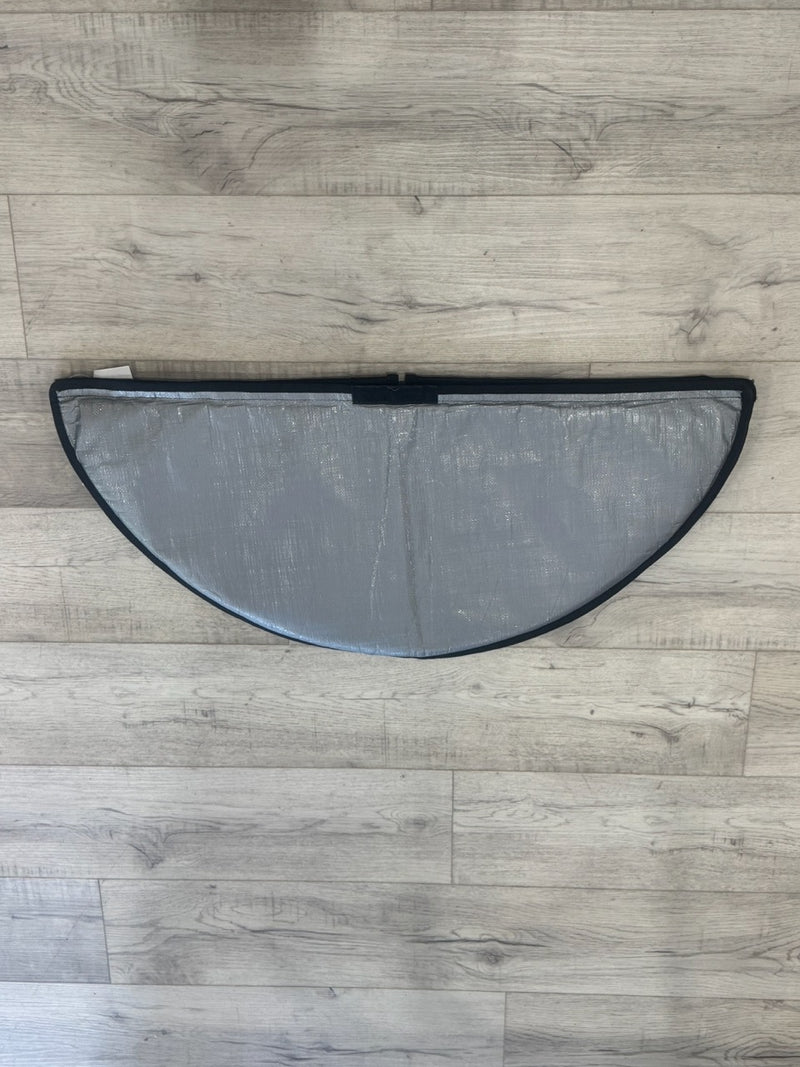 Load image into Gallery viewer, Delta Wing Cover, Bottom
