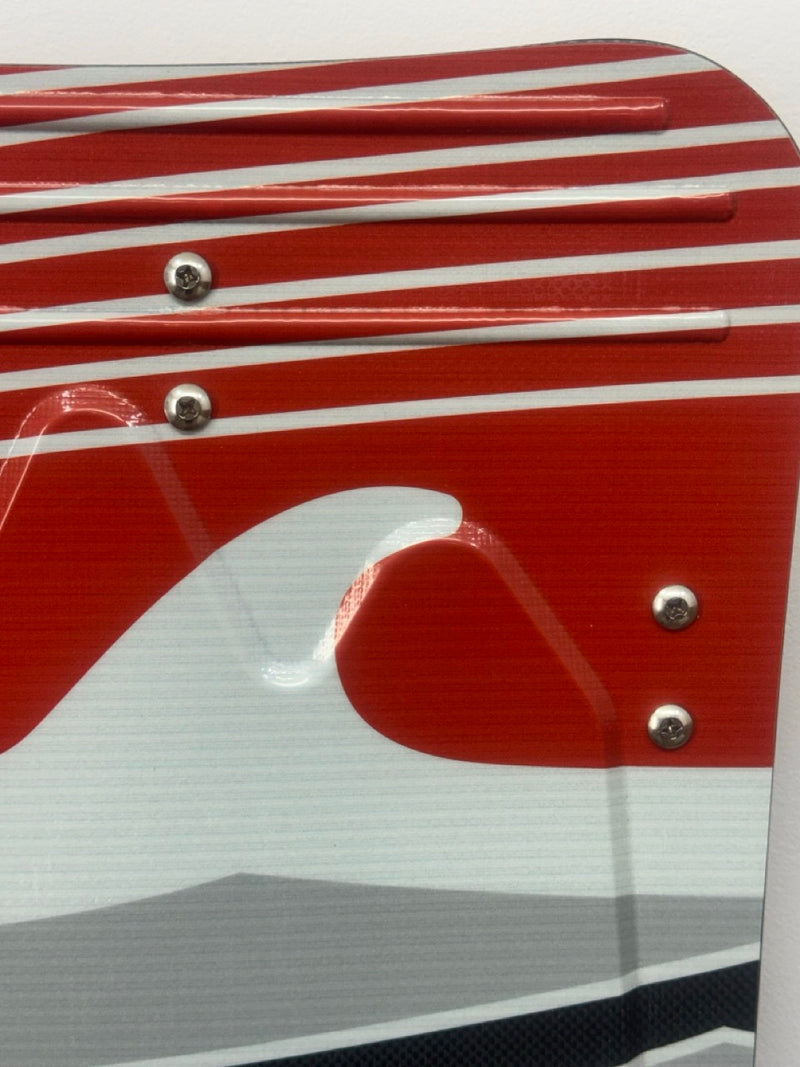 Load image into Gallery viewer, Plastic fin screw washers have been replaced with metal washers
