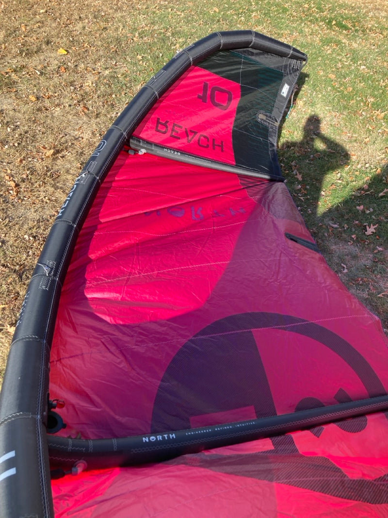 Load image into Gallery viewer, 2024 North Reach Kiteboarding Kite 10m USED
