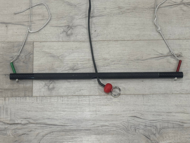 Load image into Gallery viewer, Fling Sardine Carbon Rce Bar 55cm 10m USED
