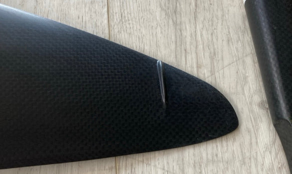Load image into Gallery viewer, Green Hat Kiteborading-F-One Seven Seas 1000 Carbon Plane-USED-Top View of Right Wing Tip

