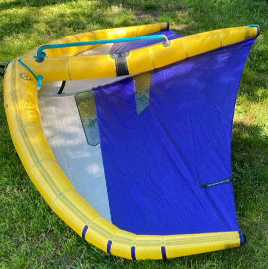 Green Hat Kiteboarding-2025 Duotone UNIT DLAB 4.5m USED-Bottom Left Wing Tip View