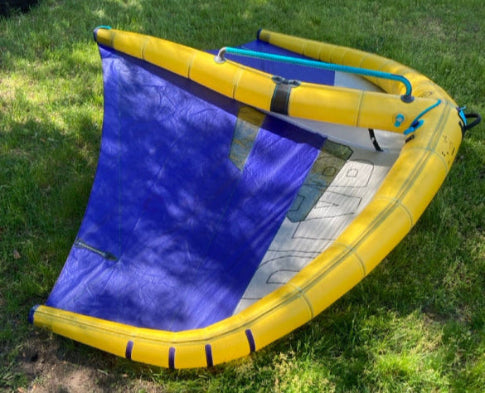 Green Hat Kiteboarding-2025 Duotone UNIT DLAB 4.5m USED-Bottom Right Wing Tip View