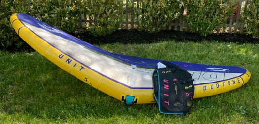 Green Hat Kiteboarding-2025 Duotone Unit D/LAB Wing 5.5M USED-Leading Edge View with Bag