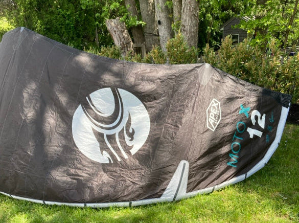 Load image into Gallery viewer, Green Hat Kiteboarding-2024 Cabrinha Moto X APEX Kite 12M USED- Left Wing Tip
