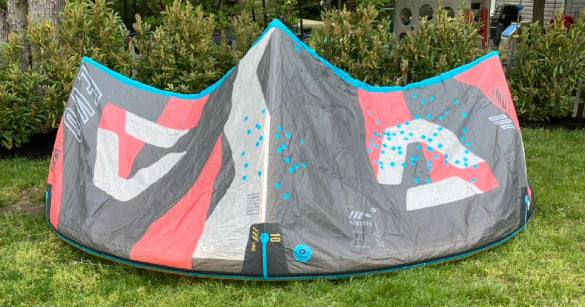 Load image into Gallery viewer, Green Hat Kiteboarding-2023/2024 Duotone Evo D/LAB Kite 10M USED-Leading Edge View without Bag
