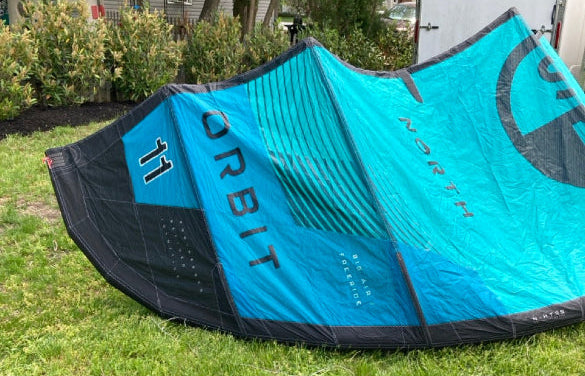 Load image into Gallery viewer, Green Hat Kiteboarding-2024 North Orbit Kite 11M USED-Right Wing Tip View 
