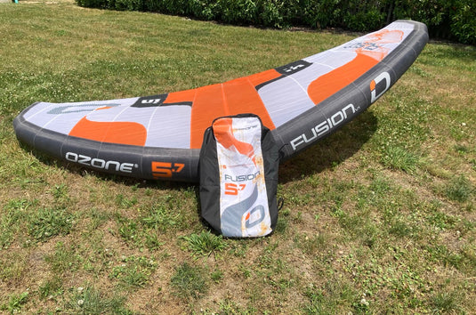 Front view of wing and bag