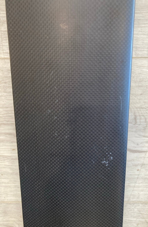 Load image into Gallery viewer, Green Hat Kiteboarding-F-One 80cm Carbon Mast USED-Close Up of Blemishes &amp; Imperfections
