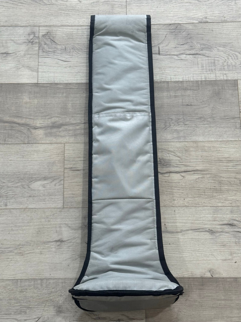 Load image into Gallery viewer, Code + UHM Carbon Mast 75cm USED
