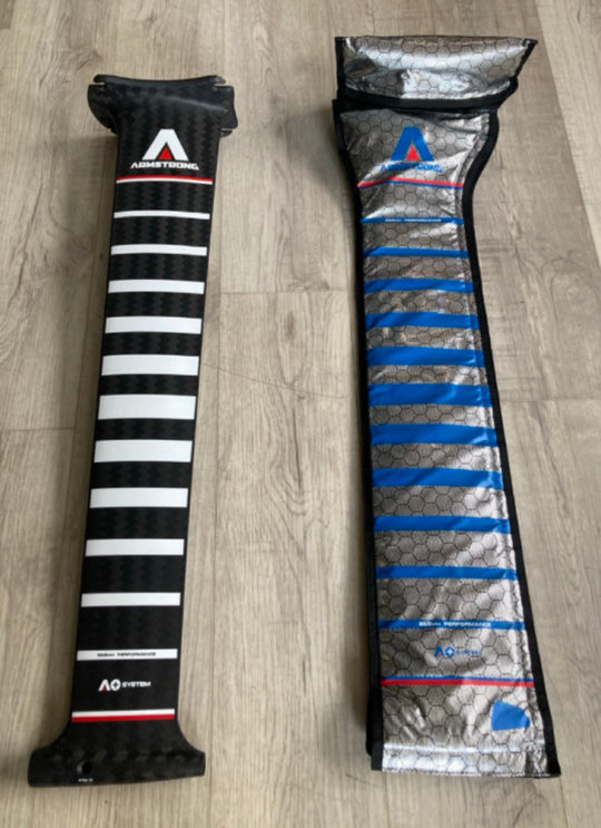 Load image into Gallery viewer, Green Hat Kiteboarding-Armstrong HA 880 Complete Foil Kit-Left View of Carbon Mast With Cover
