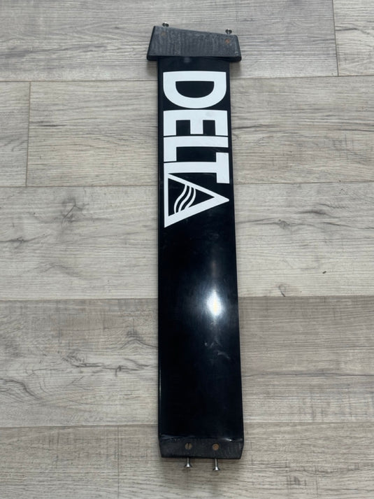 Delta Carbon 61cm Tuttle mast and 61cm Carbon Fuselage Combo USED