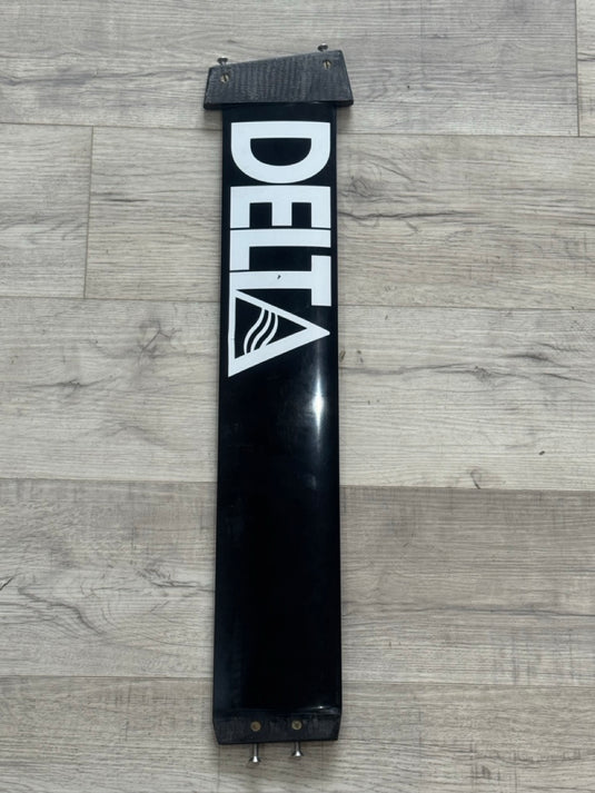 Delta Carbon 61cm Tuttle mast and 61cm Carbon Fuselage Combo USED