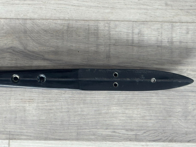 Load image into Gallery viewer, Delta Carbon 61cm Tuttle mast and 61cm Carbon Fuselage Combo USED
