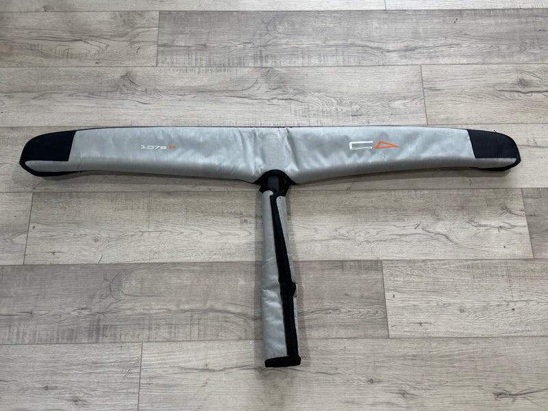 Load image into Gallery viewer, Code 1075R Front Wing USED
