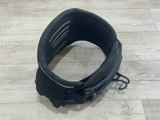 2023/2024 Mystic Stealth Waist Harness W/Spreader Bar Medium USED