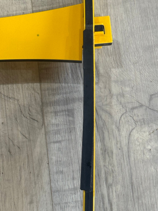 PKS Foil Board Stand USED