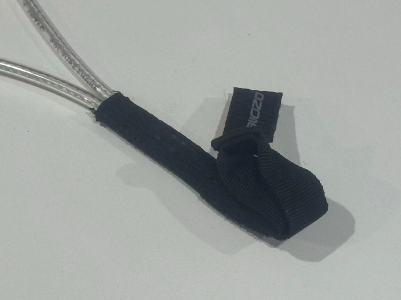 Load image into Gallery viewer, Ozone Wing/Parawing Harness Line 40cm USED

