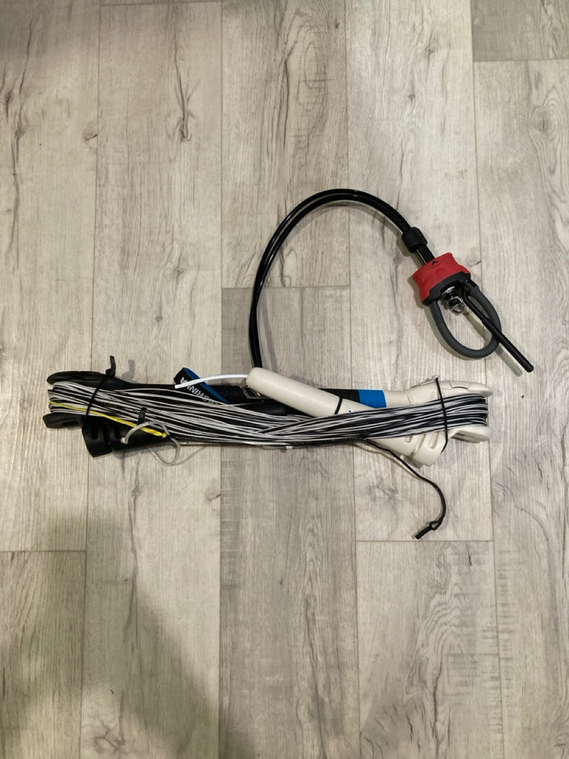 Load image into Gallery viewer, 2025 Cabrinha COS Overdrive Trimlite Control Bar USED
