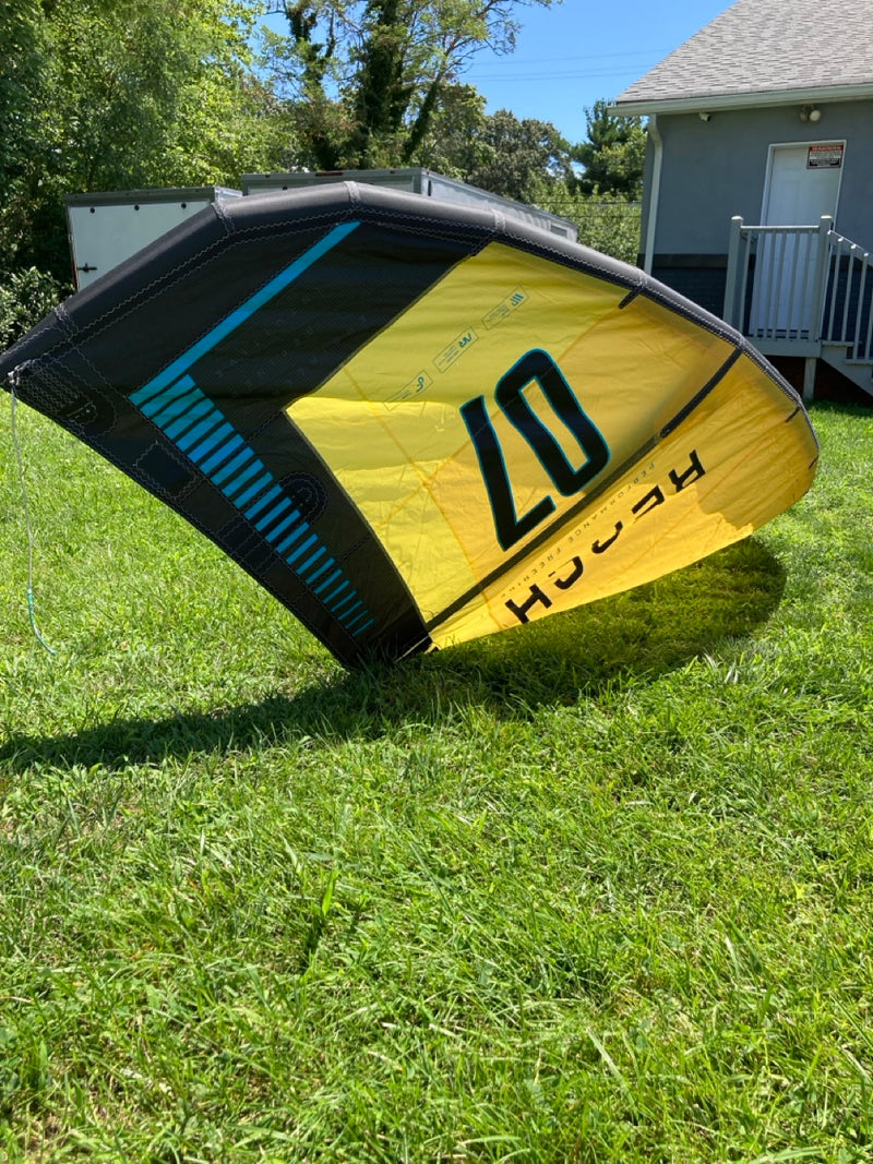 Load image into Gallery viewer, 2025 North Reach 7m Kite USED
