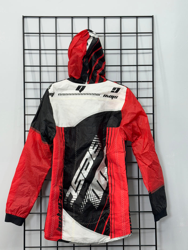 Load image into Gallery viewer, Proeve Recycled Kite Jacket
