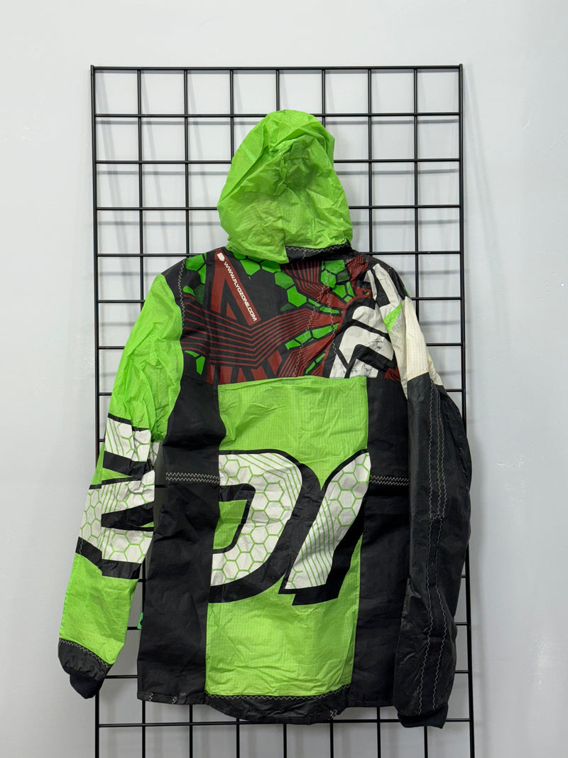 Load image into Gallery viewer, Proeve Recycled Kite Jacket
