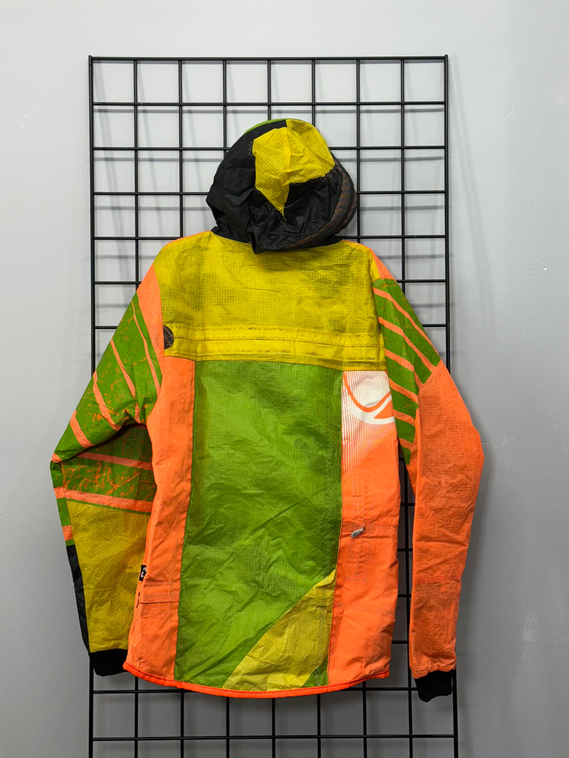 Load image into Gallery viewer, Proeve Recycled Kite Jacket
