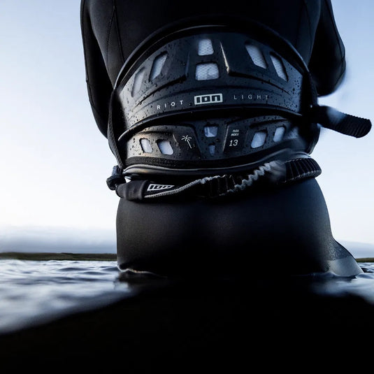 2026 Ion Riot Light Kiteboarding Harness