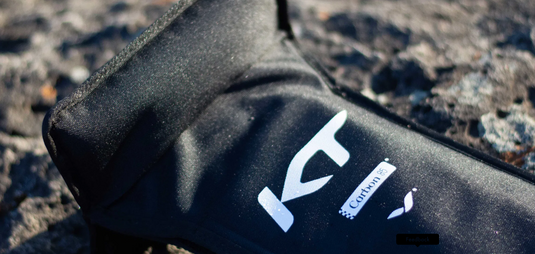 Green Hat Kiteboarding-KT Carbon Mast-Live Shot-Close Up View of Top of the Mast in Cover