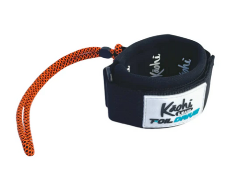 Green Hat Kiteboarding-Kaohi Leash x Foil Drive Wrist Leash for Throttle Controller-Front View of Cuff
