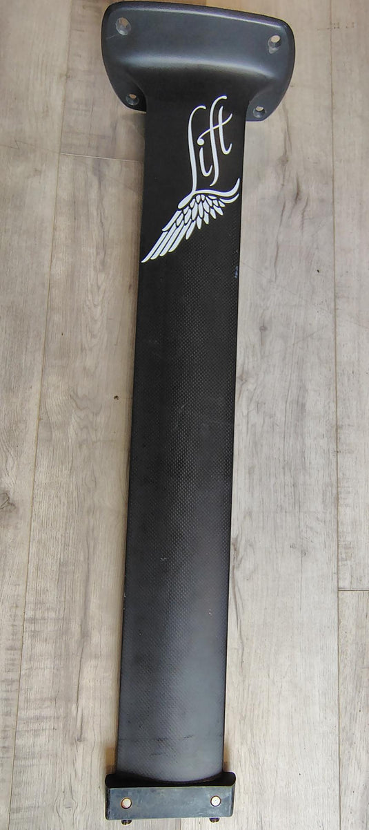 Green Hat Kiteboarding-Lift 170 Surf Complete Foil USED-Left View of Lift 32'' Mast