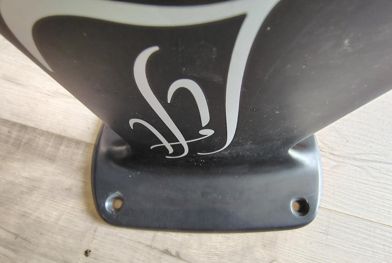Load image into Gallery viewer, Green Hat Kiteboarding-Lift 170 Surf Complete Foil USED- Close Up View of Left Base Plate Holes
