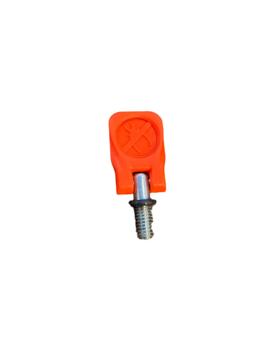 Green Hat Kiteboarding-Nobile Click'n'Go Thumb Screw - Single Screw-Close up View