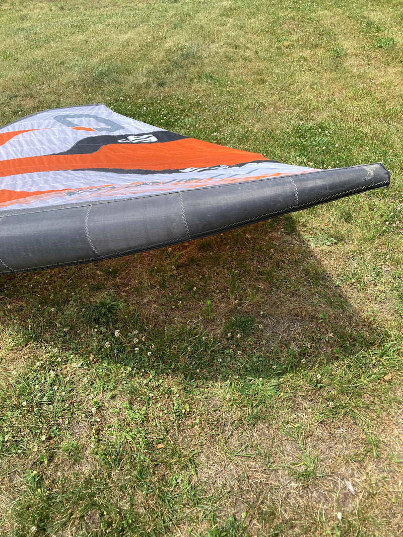 Load image into Gallery viewer, Right side wing tip.
