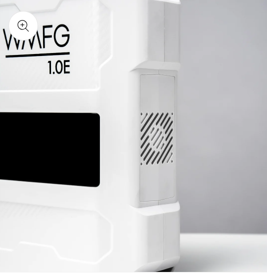 Green Hat Kiteboarding-WMFG 1.0 Electric Kite/Wing/SUP Pump-Pump with a black screen on a light gray background