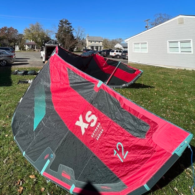 Load image into Gallery viewer, 2022 Eleveight XS V2 12m Kiteboarding Kite DEMO
