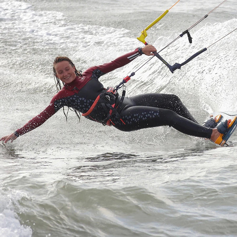 Load image into Gallery viewer, Saint Jacques Lisa Yamamoto 5/3 Front-Zip Women&#39;s Winter Wetsuit
