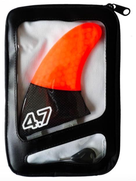 Load image into Gallery viewer, Nobile Surf Fins: FCS Fins 4'7
